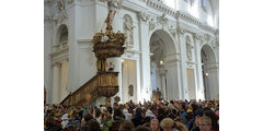 Aussendung der Sternsinger im Hohen Dom zu Fulda (Foto: Karl-Franz Thiede)